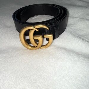 Gucci Black Leather Belt with Gold GG Emblem